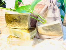 Load image into Gallery viewer, Blanca Mint Tea Soap
